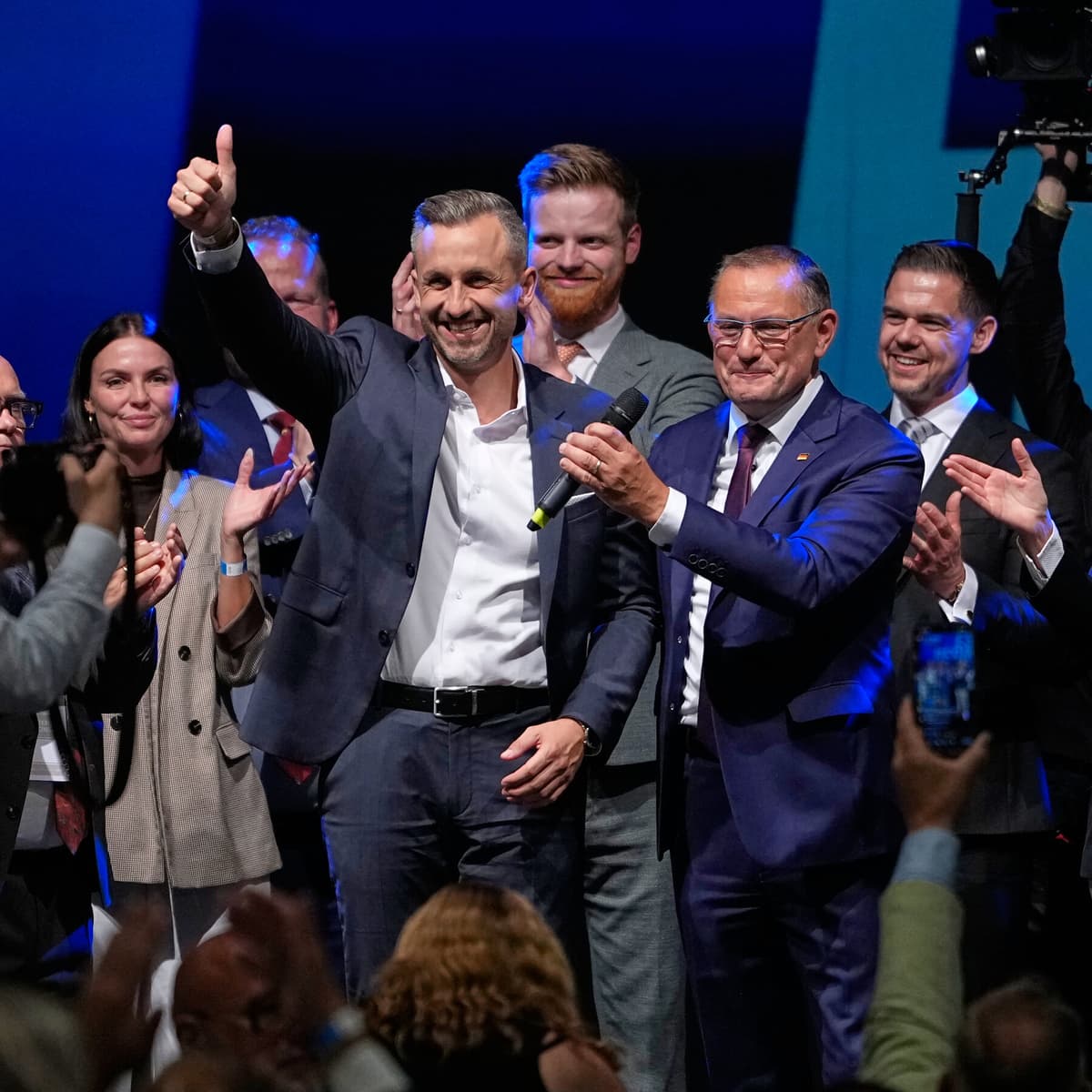 Germany’s Far Right Tops Key State Race, but Falls Short of Power