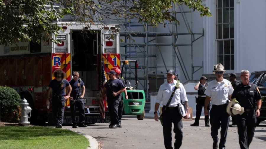 Worker injured during White House construction rescued by emergency crew