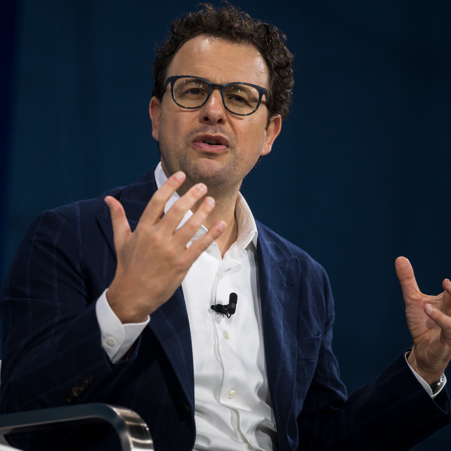 Tech Stocks Shudder in Response to Calls to Slow A.I. Progress