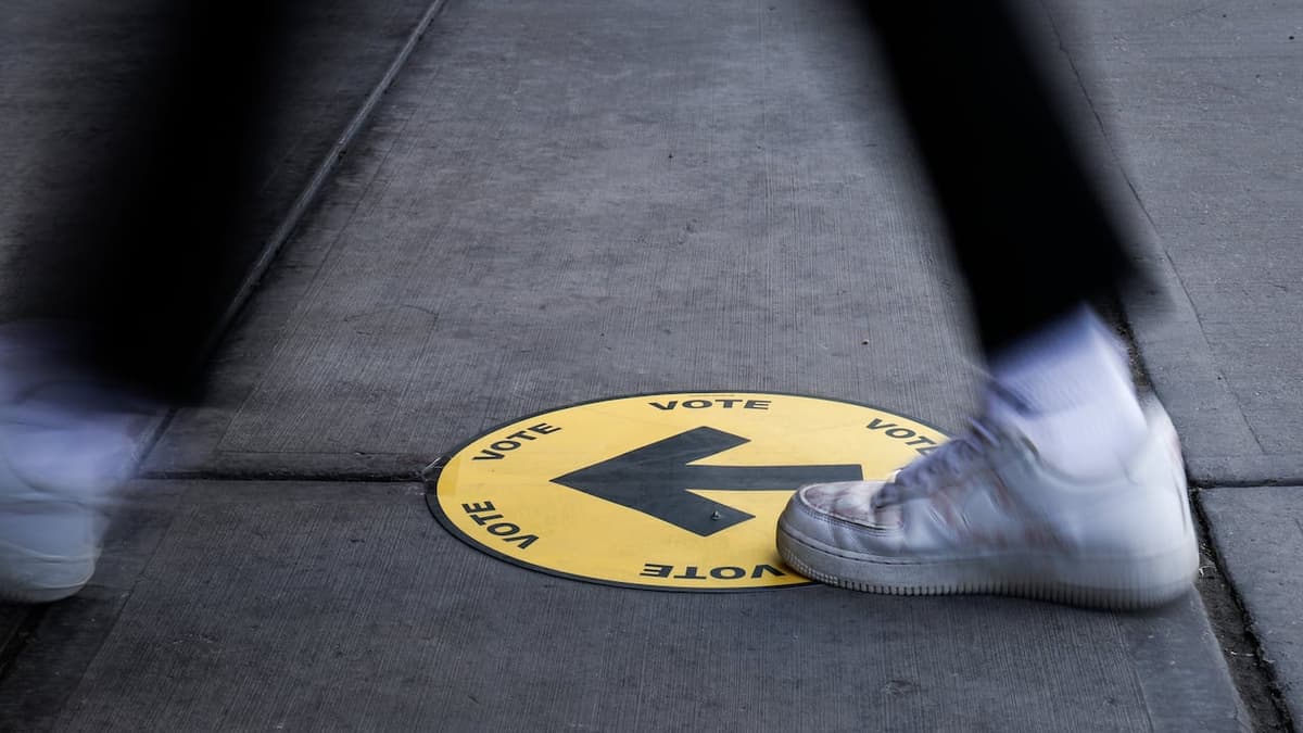 Voters head to the polls for 3 federal byelections in Ontario, Quebec and B.C.