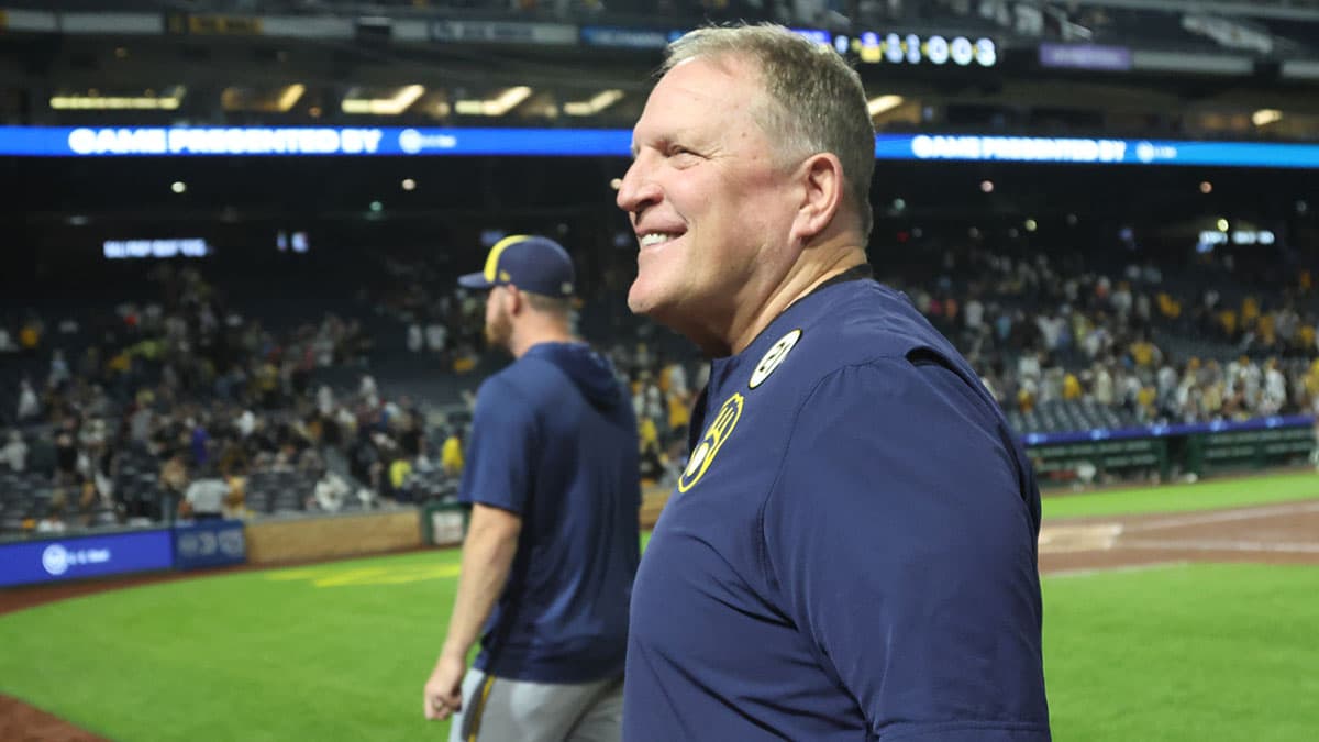 Brewers news: Pedro Martinez celebrates 'favorite manager' Pat Murphy for winning NL Central