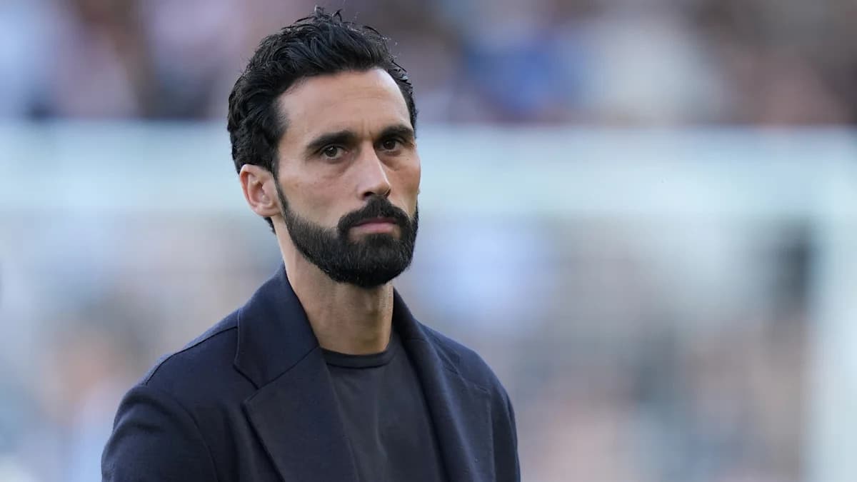 Fulham coach Arbeloa fined for comments about referee after Premier League draw with Man United
