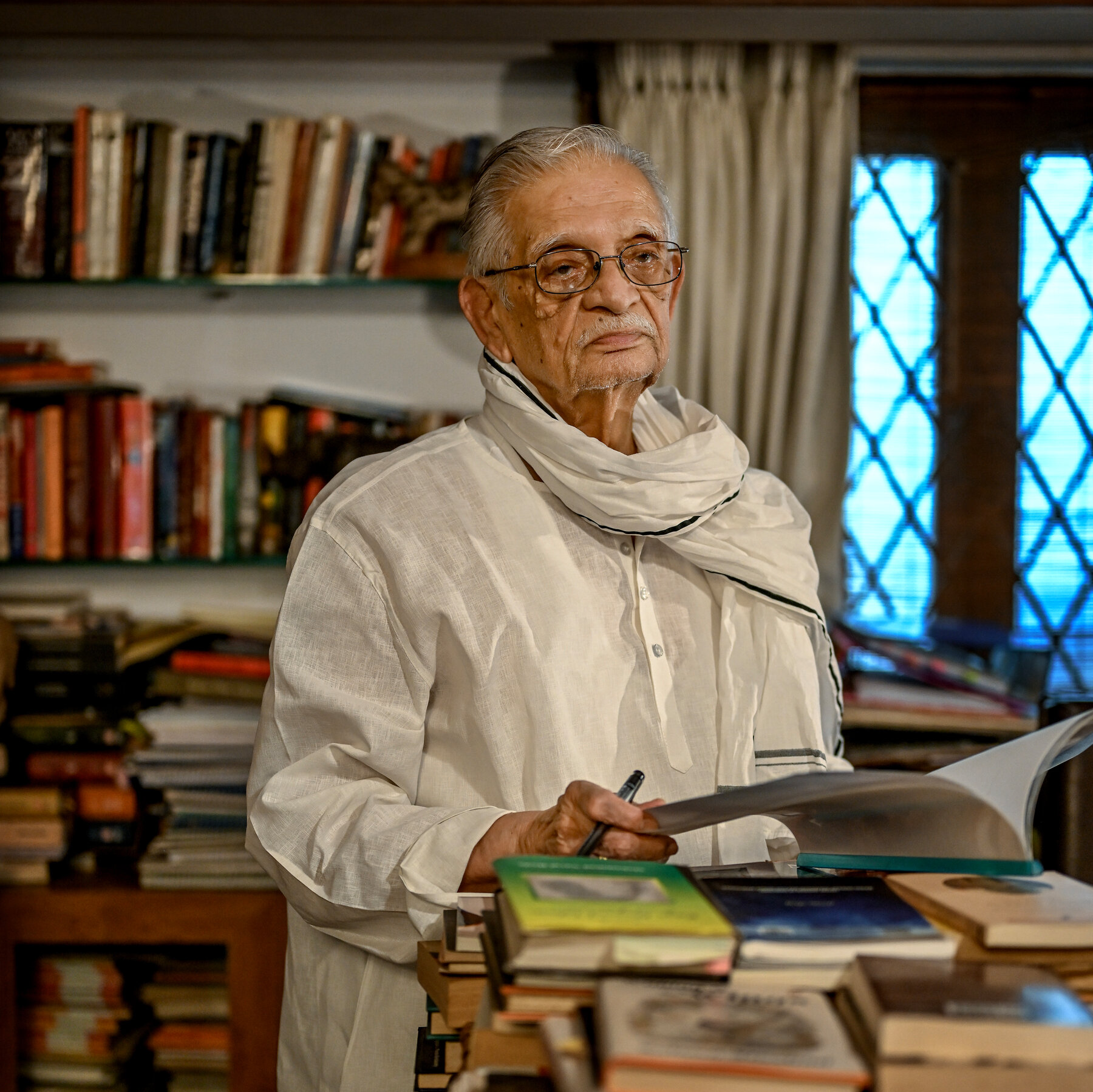 At 92, the Bard of Bollywood Is Still Writing About Love